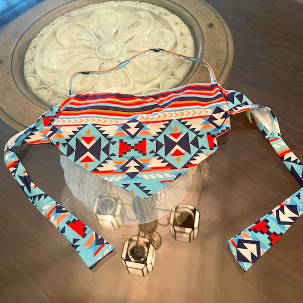 Women's Gianni Bini Swimsuit Tribal Print Handkerchief Top Size M